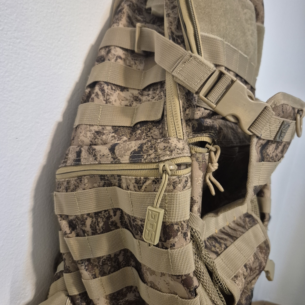 SOG DESERT TACTICAL TAN BROWN CAMO BACKPACK Men's Camouflage outdoors camp - Picture 4 of 16